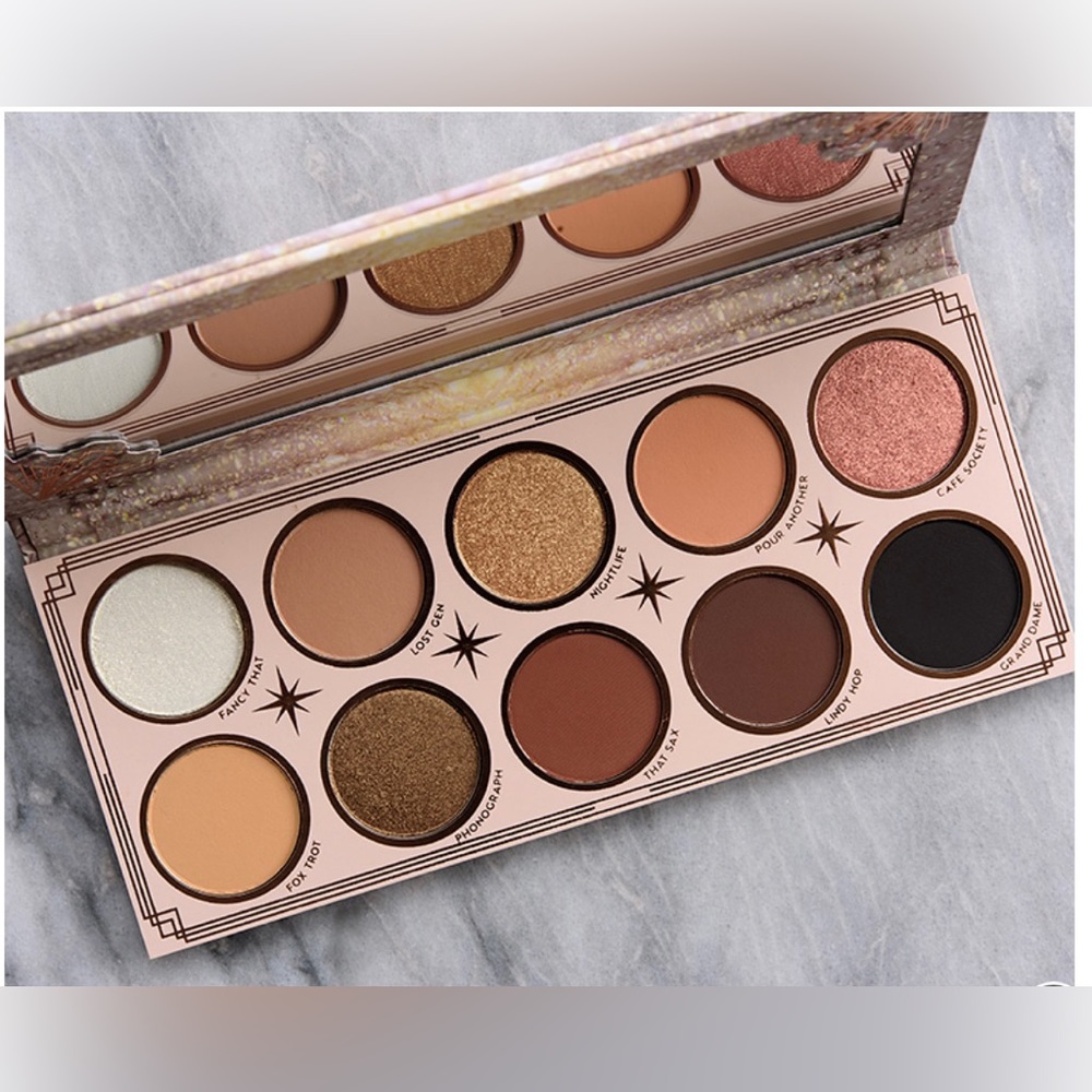 NWT ColourPop Roaring Hearts Eyeshadow Palette